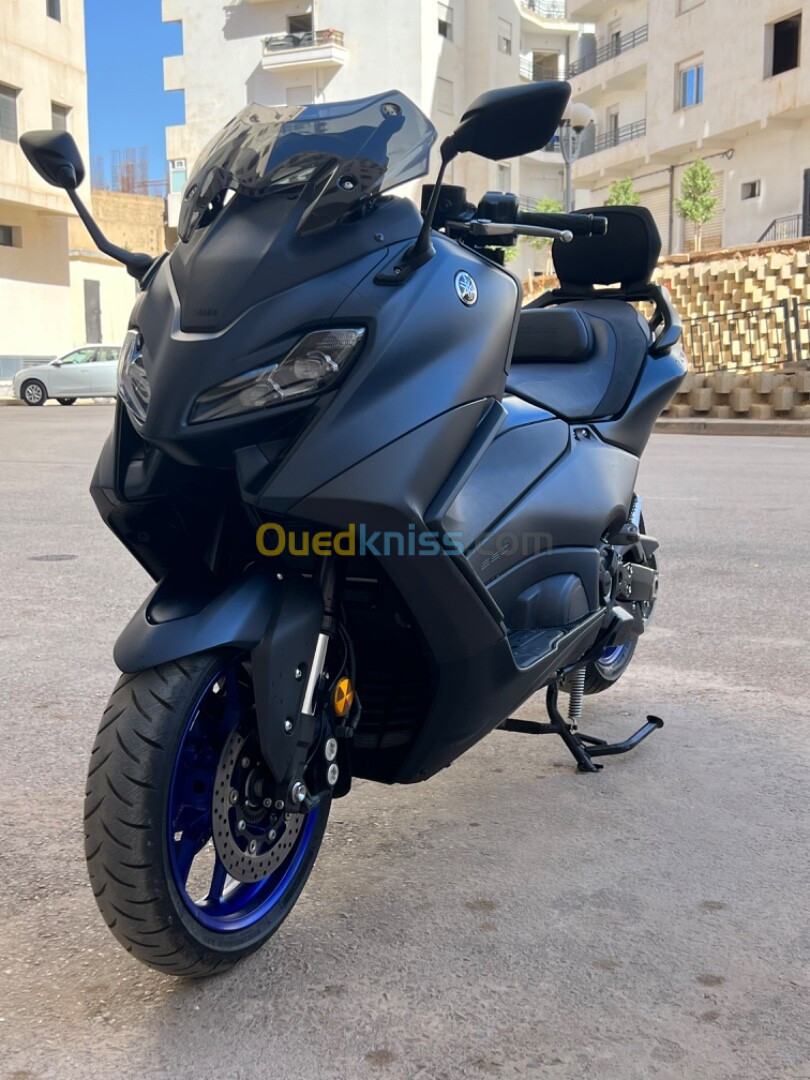 Yamaha Tmax 560 2024