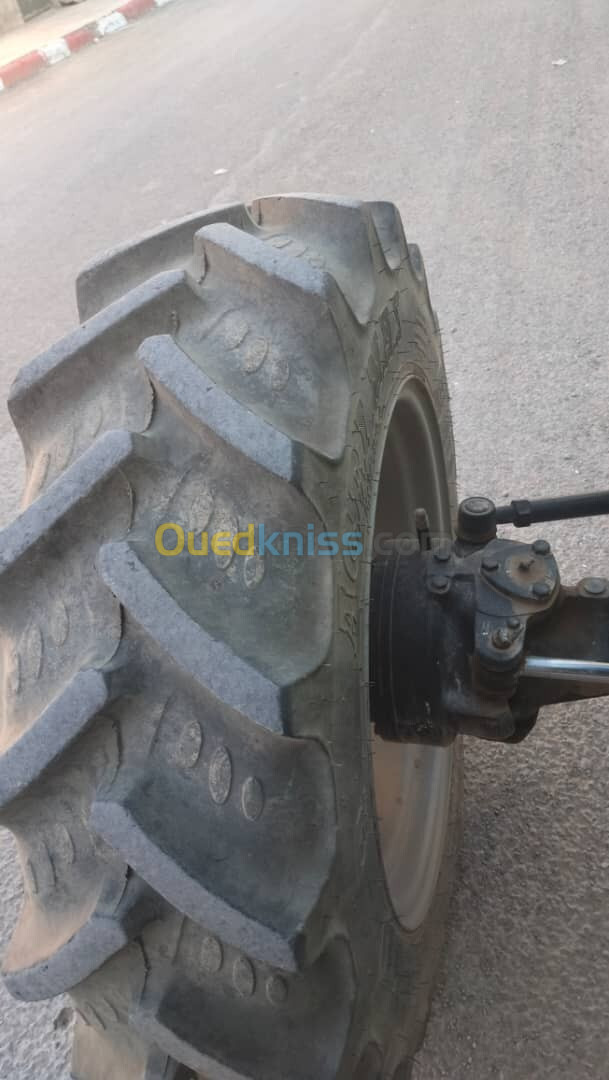 80 CV 4×4 Detuz fhar 80 2019