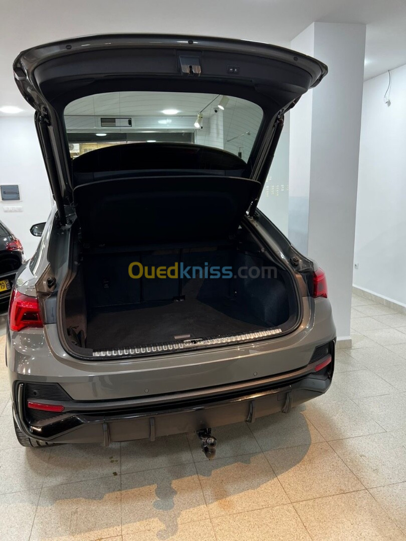 Audi Q3 2023 Sline Quattro