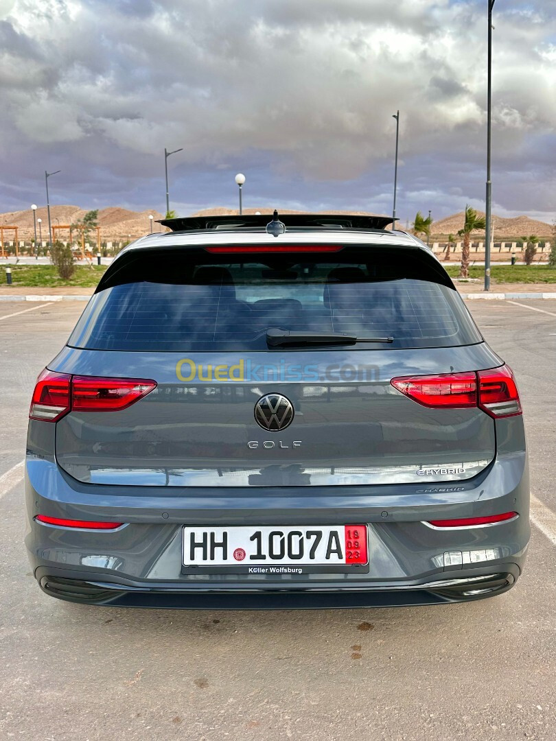 Volkswagen Golf 8 2021 e-Hybrid