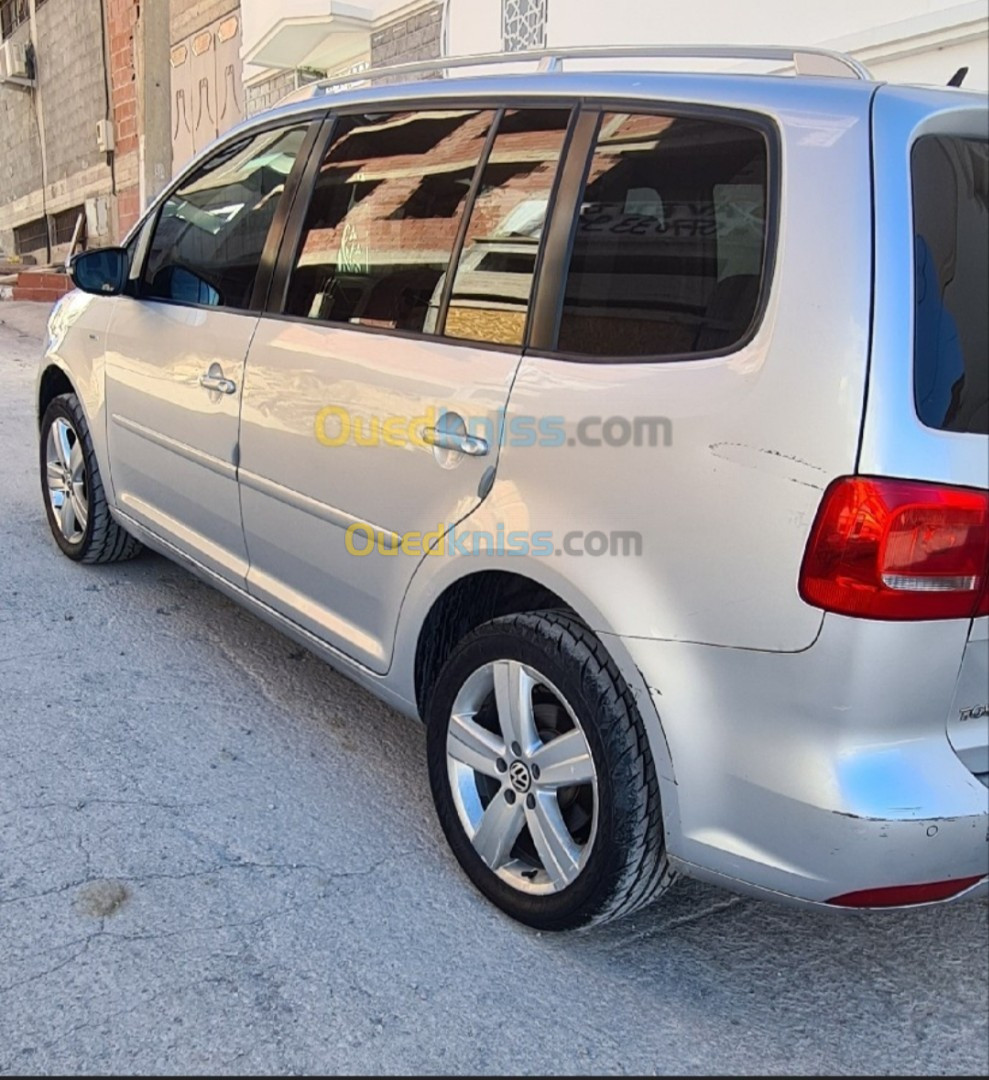 Volkswagen Touran 2012 Match