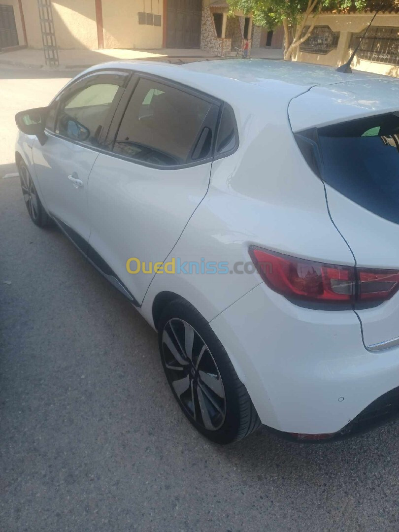 Renault Clio 4 2014 Seventeen