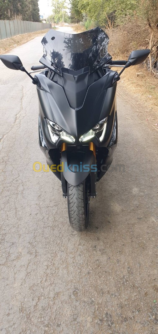 Yamaha Tmax560 2022