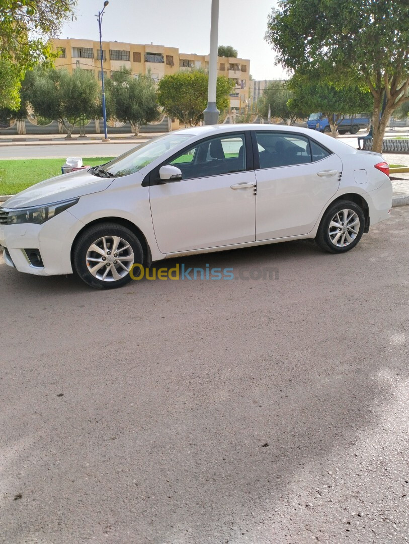 Toyota Corolla 2014 Executive 