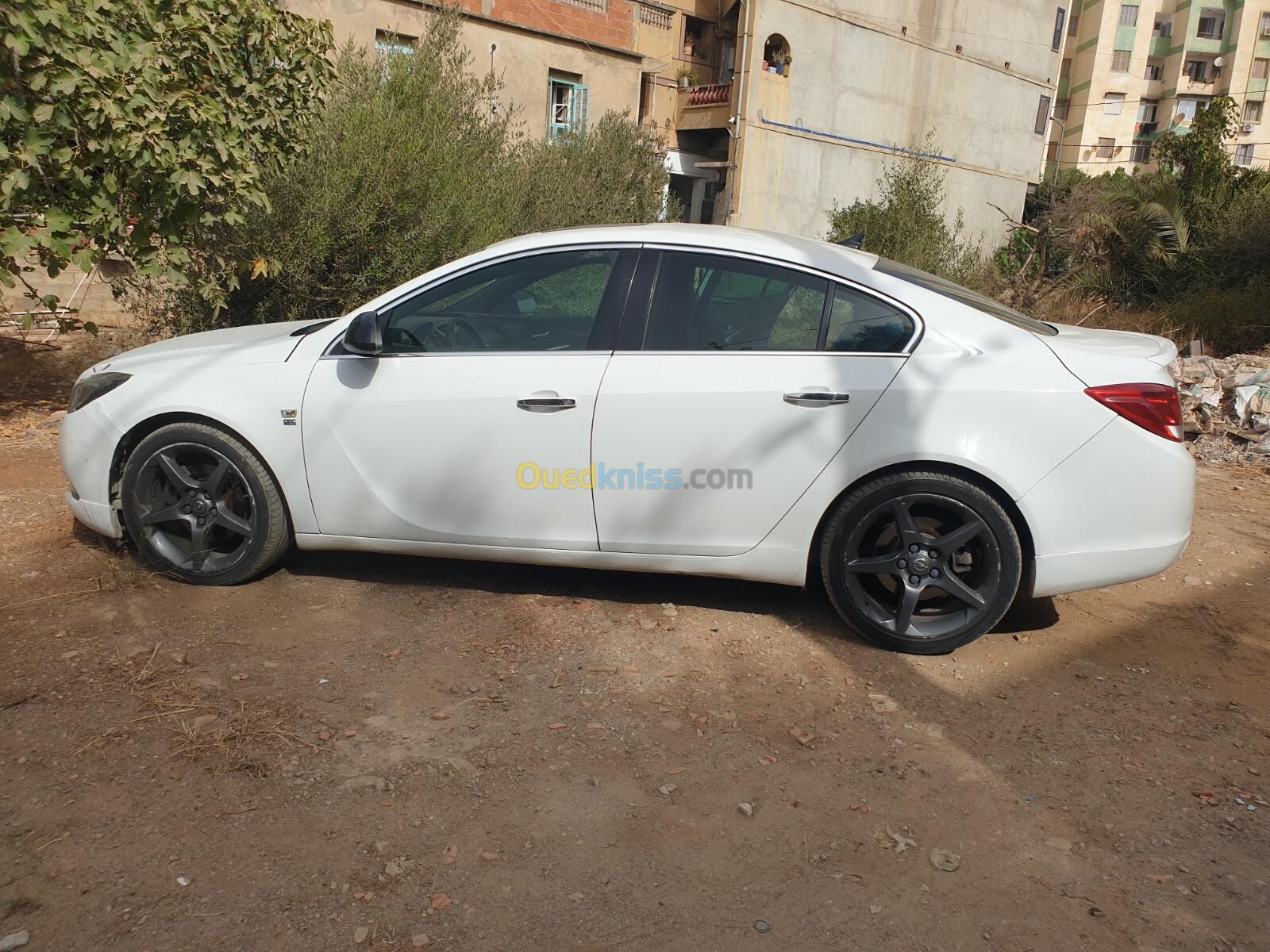 Opel Insignia 2012 OPC