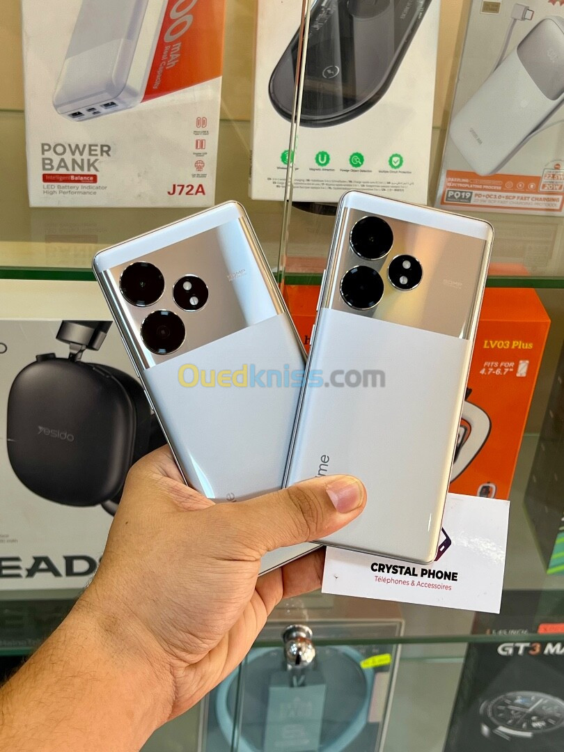 realme GT 6 néo