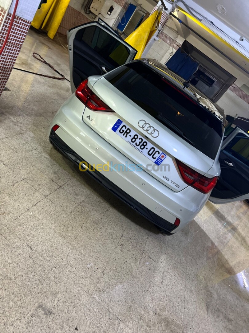 Audi A1 2023 