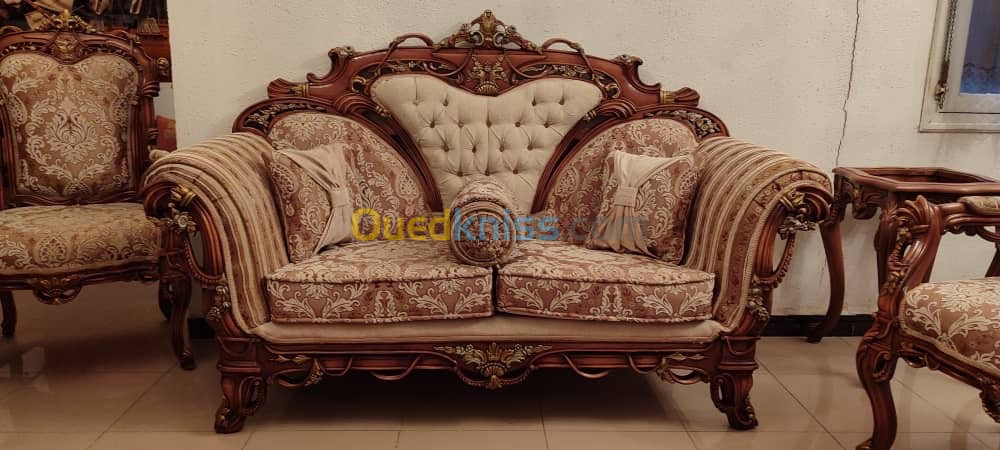 Salon de fauteuils Syrien 7 places avec table basse et 2 tables de coins