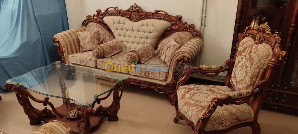 Salon de fauteuils Syrien 7 places avec table basse et 2 tables de coins