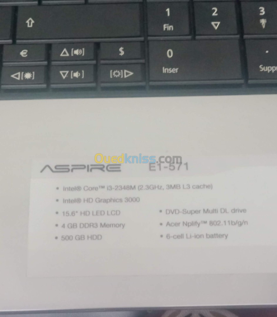 Laptop ASPIRE E1-571