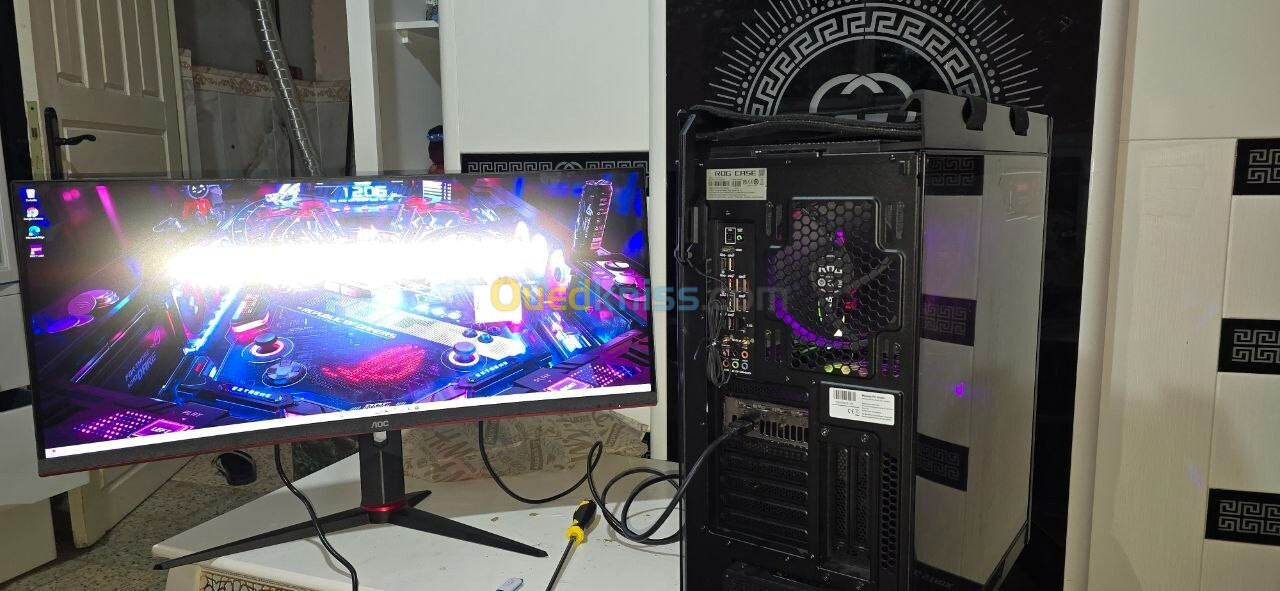 PC Gamer ASUS ROG STRIX High-End