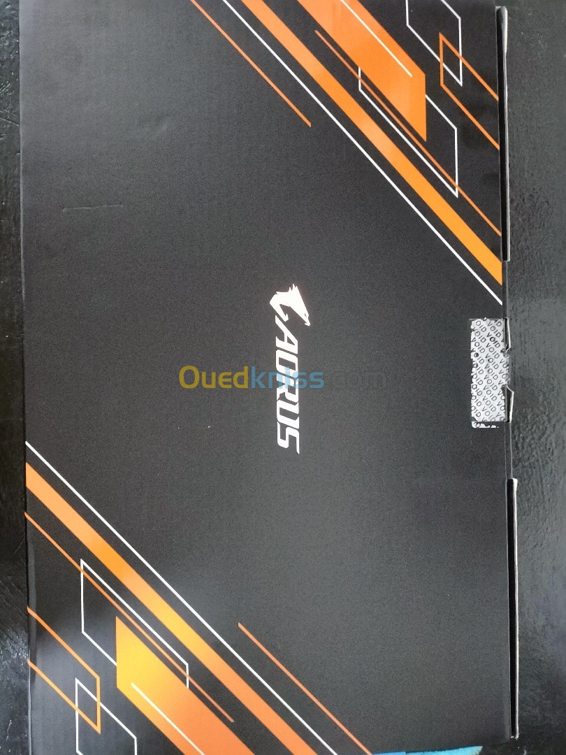 Aorus 5