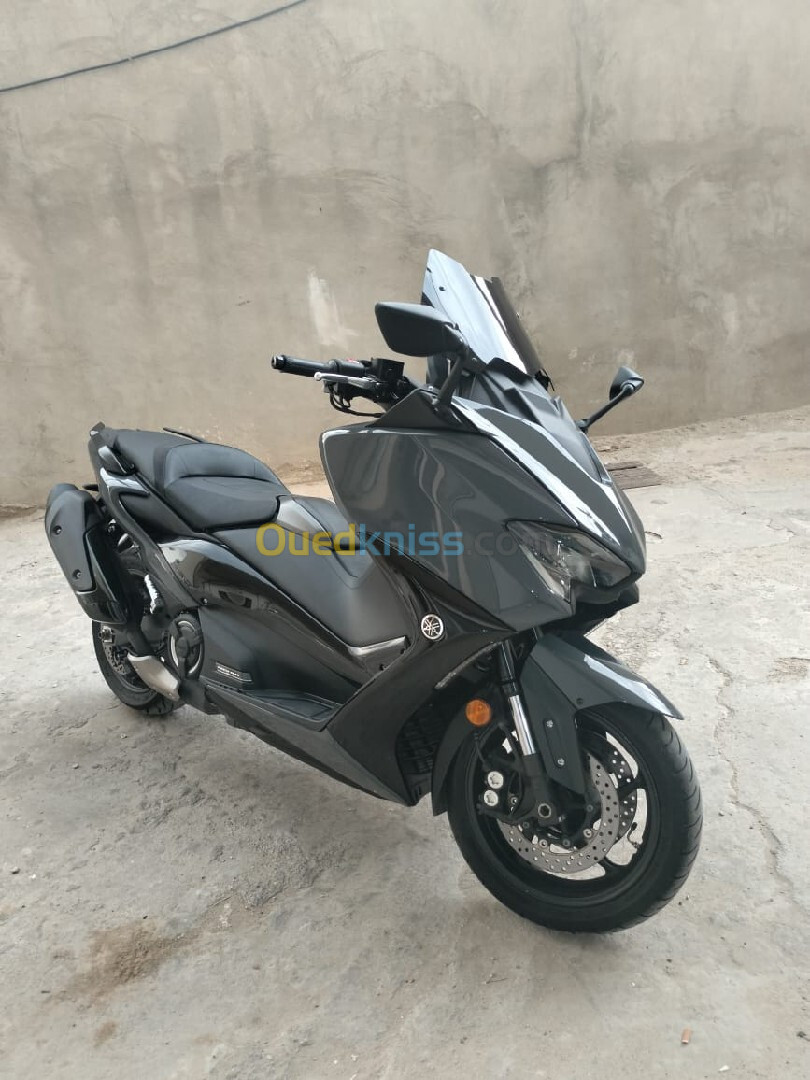 Yamaha T max 560 2021