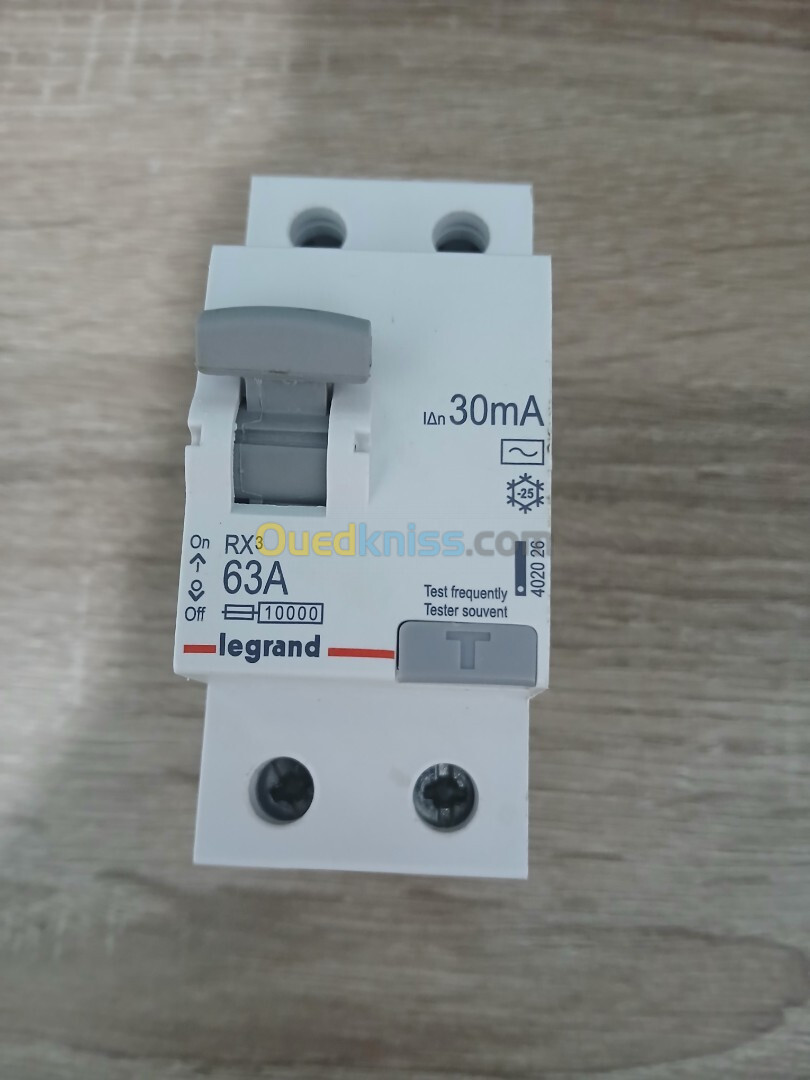 Disjoncteur différentiel 60a legrand