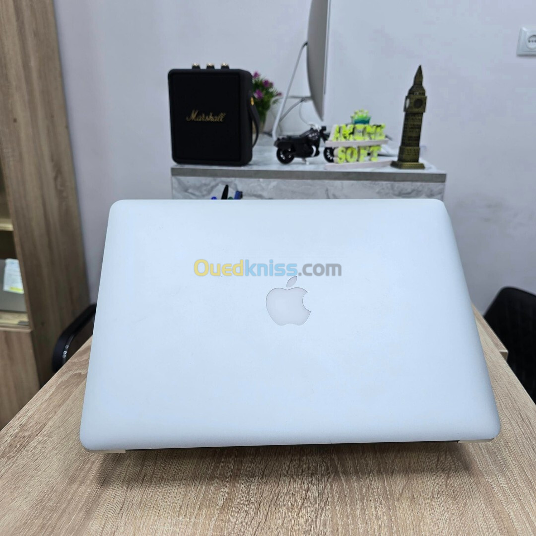 MacBook Air (2015) 13.3 8GB/128Gb 