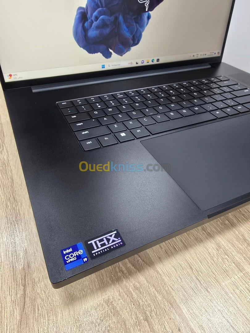 RAZER BLADE 18  i9 13980HX & RTX 4090 32GB/2TB 