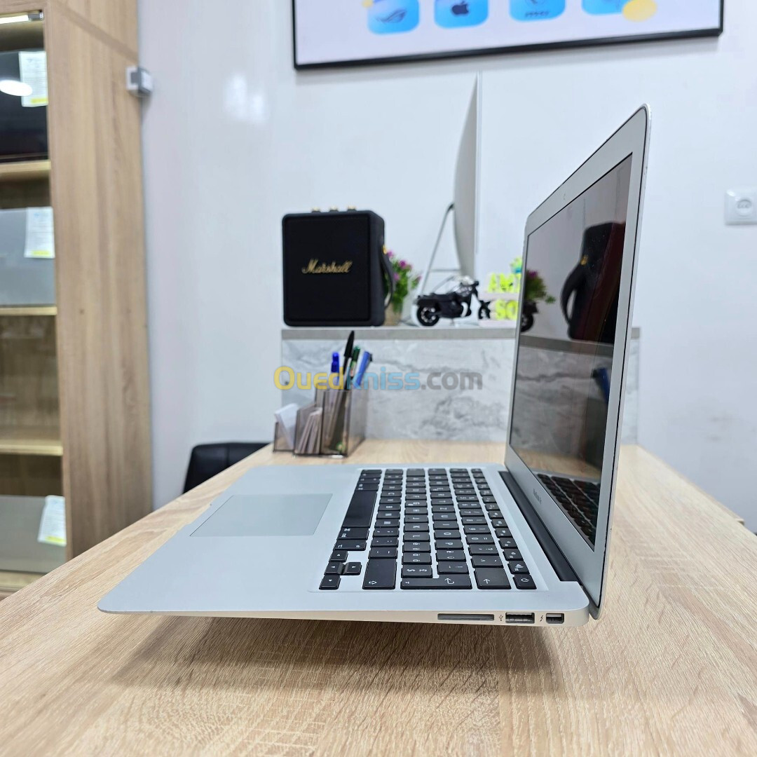 MacBook Air (2015) 13.3 8GB/128Gb 