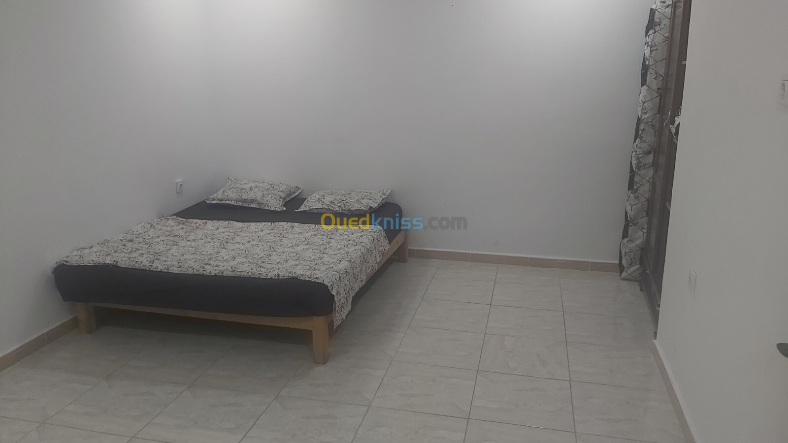 Location Appartement F2 Oran Ain el turck