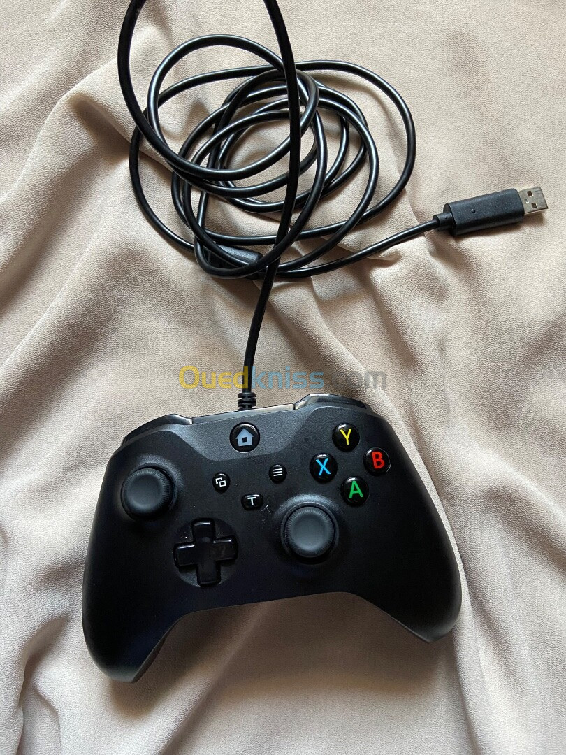 Manette fils xbox one-x