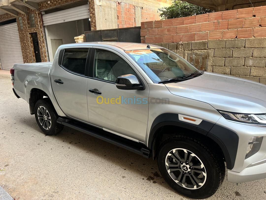 Mitsubishi L200 mivec 2023 Sportiro 4×4