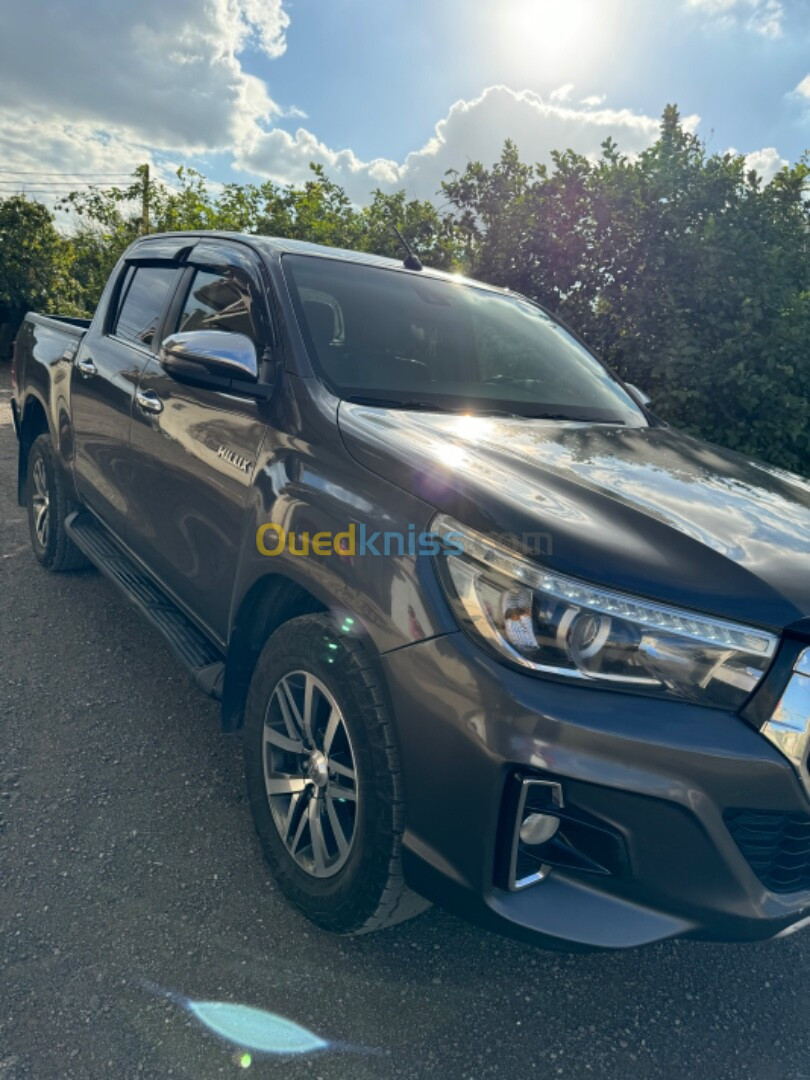 Toyota Hilux 2019 LEGEND DC 4x4 Pack Luxe