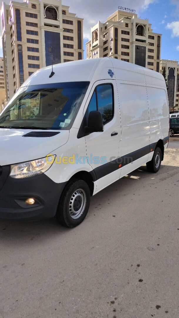 Mercedes Sprinter 2021