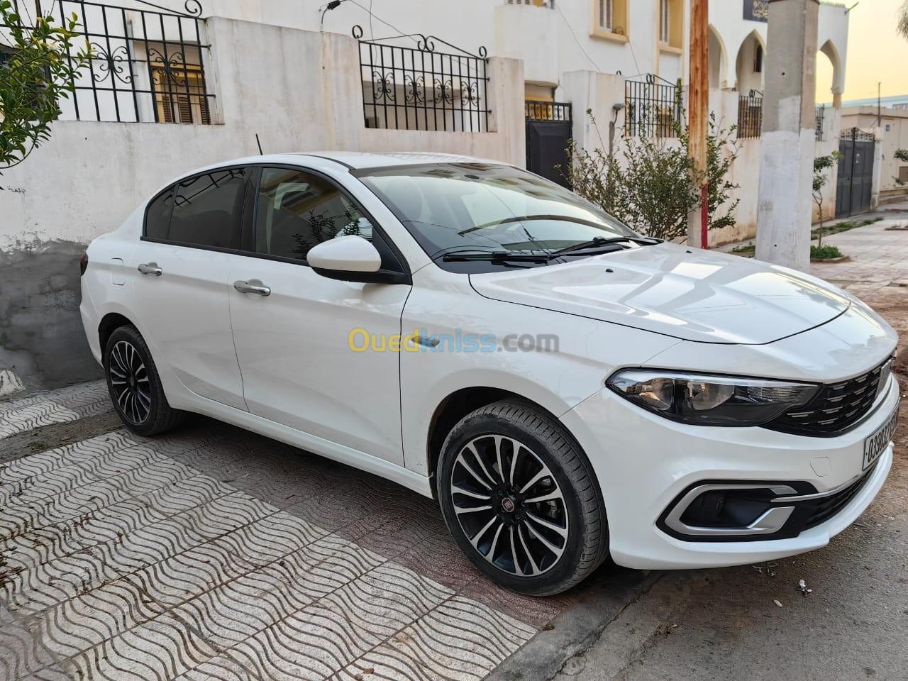 Fiat TIPO LIFE 2023 