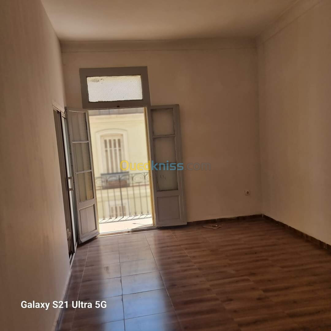 Location Appartement F5 Oran Oran