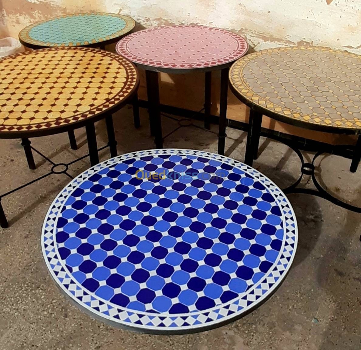 tables basses ovales et rondes en mosaïque fer forgé et bois