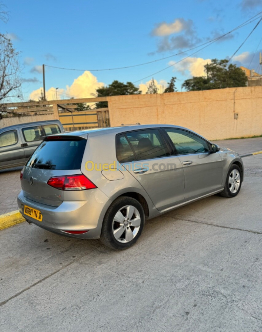 Volkswagen Golf 7 2014 Trendline +