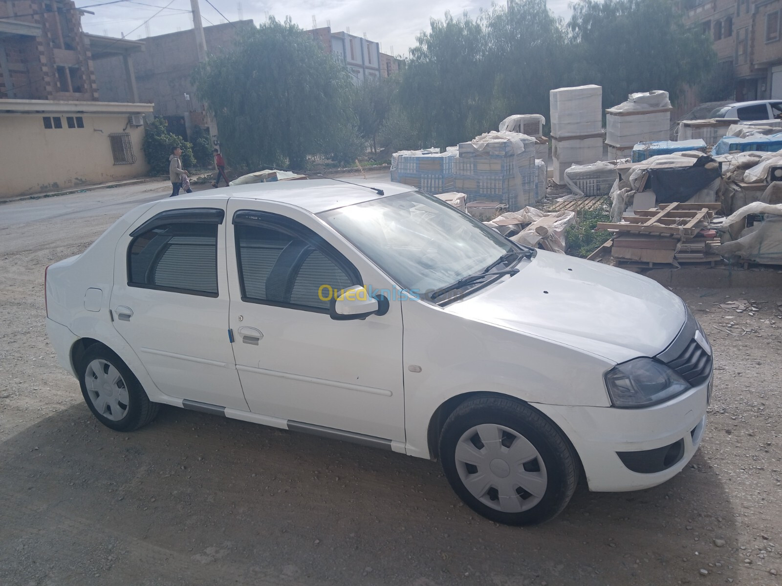 Dacia Logan 2012 