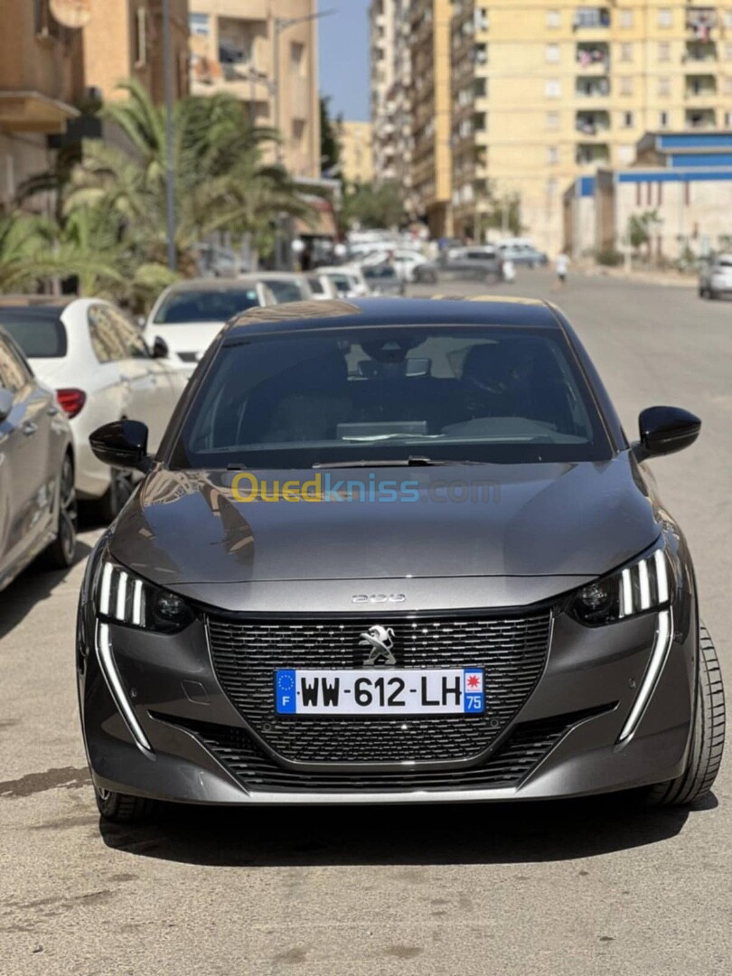 Peugeot 208 2024 Gt