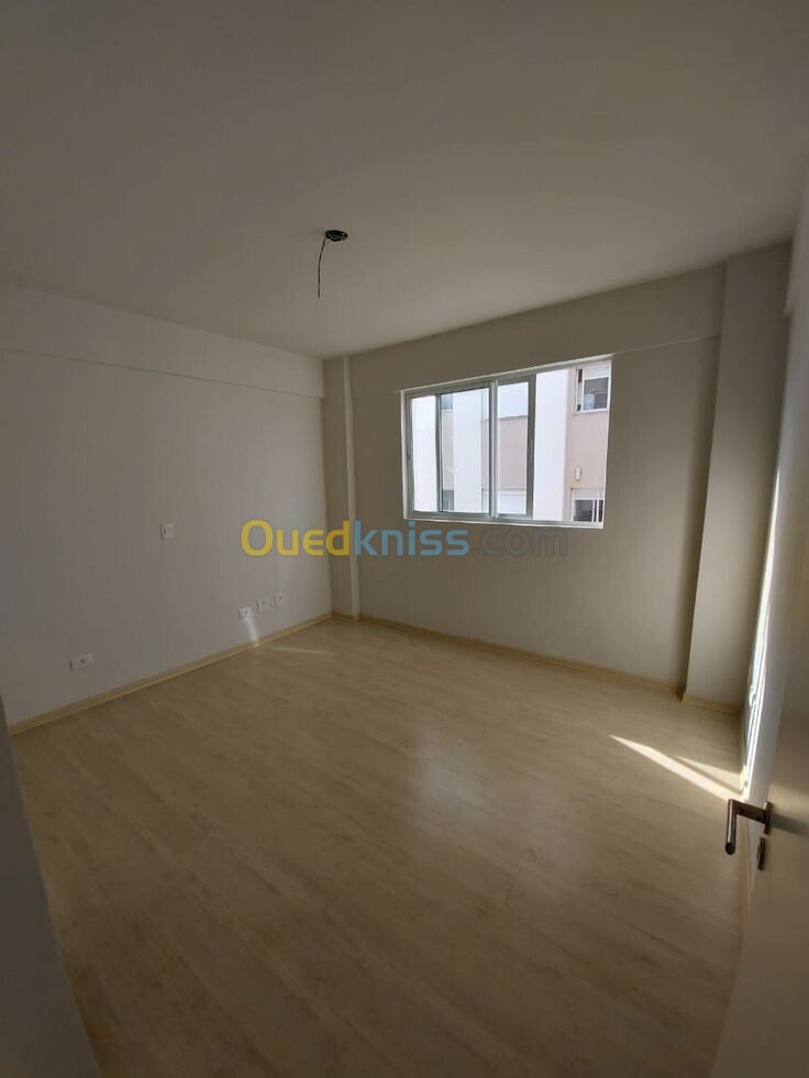 Vente Appartement F4 Alger Bordj el kiffan