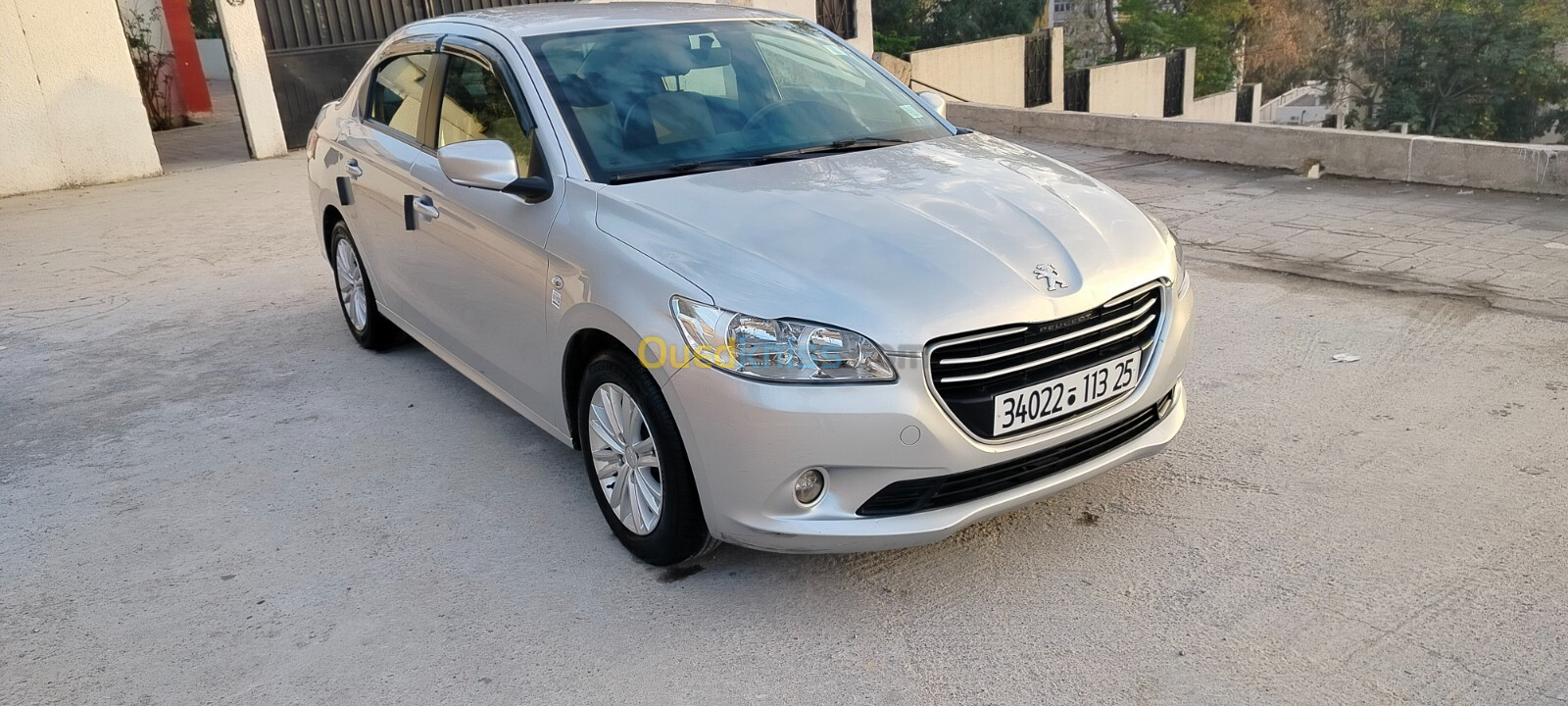 Peugeot 301 2013 Active