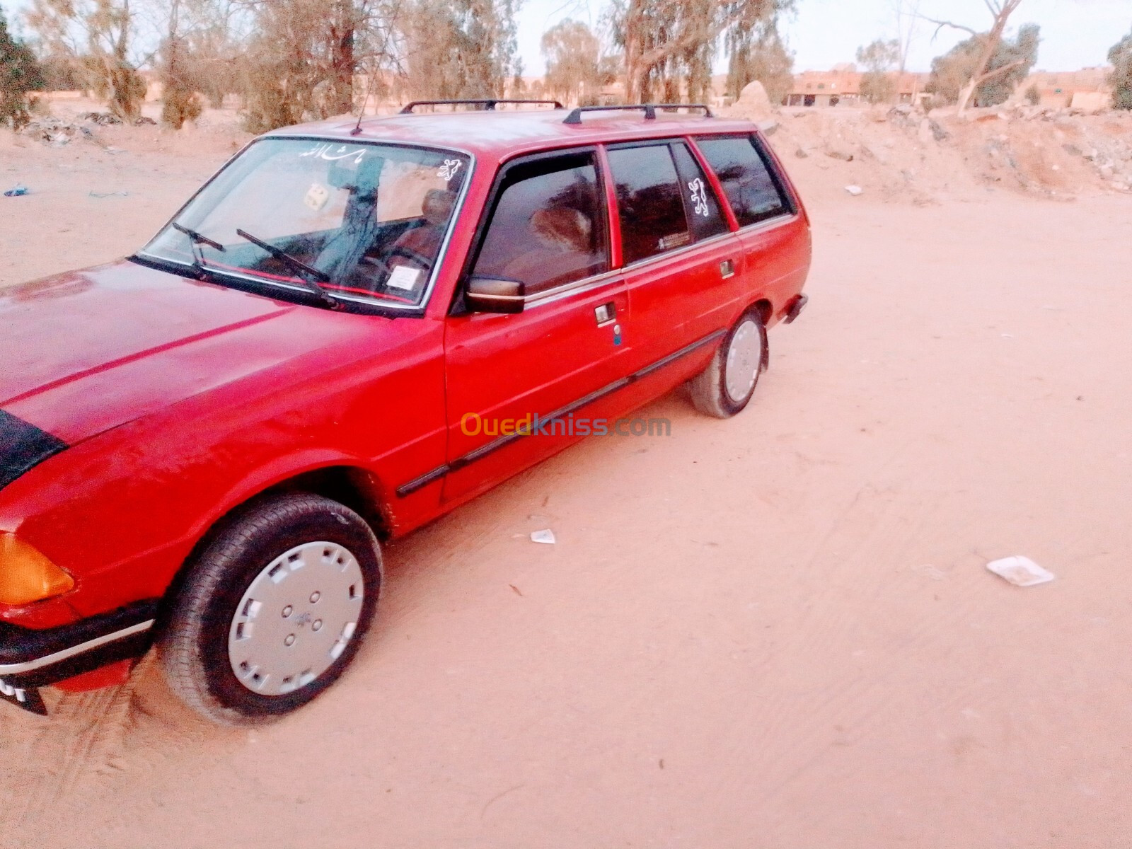 Peugeot 305 1989 305