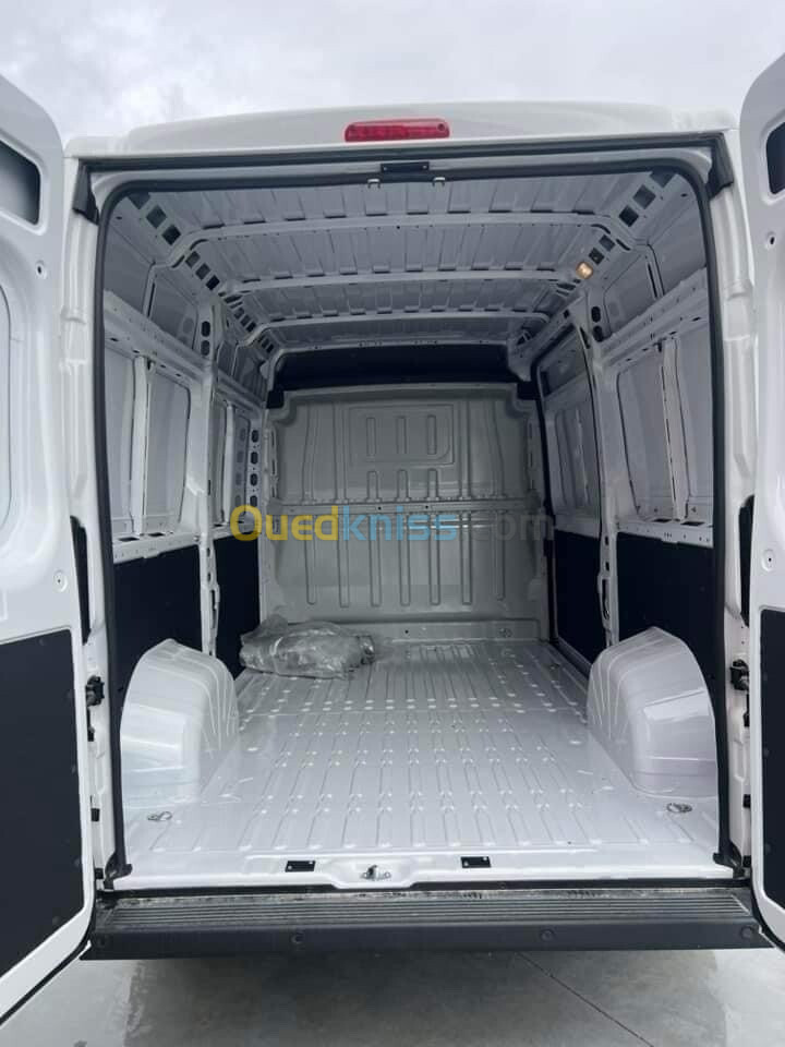 Fiat Ducato fourgon 2023 L2h2