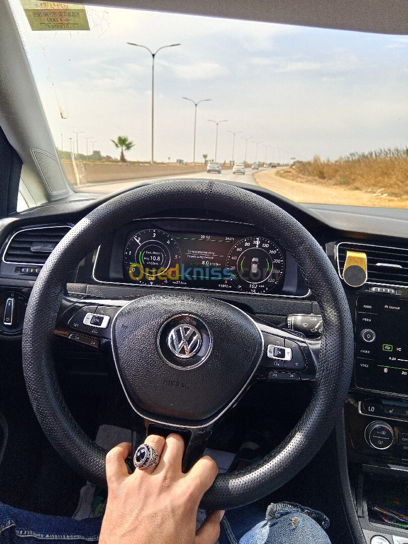 Volkswagen Golf 7 2018 Carat