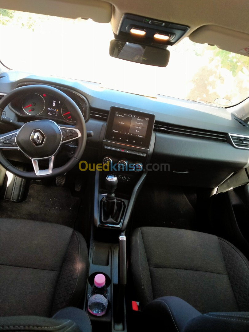 Renault Clio 2023 Businesses