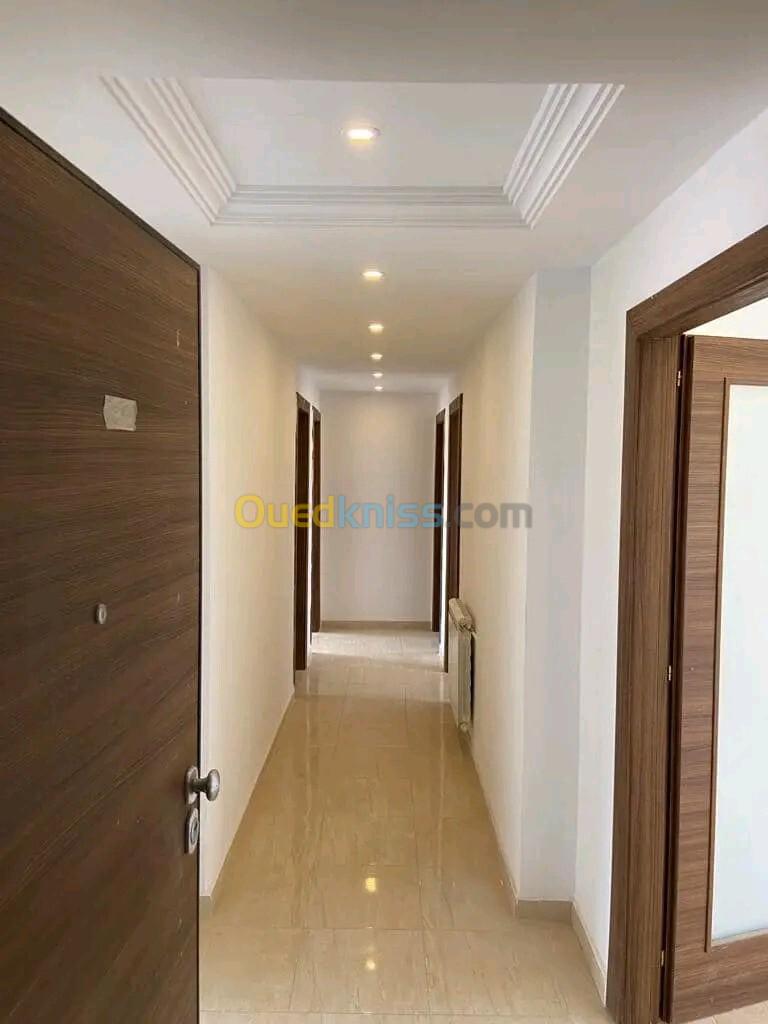 Vente Appartement F4 Alger Bordj el bahri