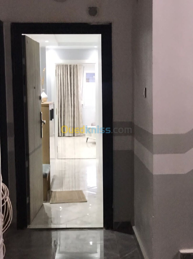 Vente Appartement F5 Alger Bordj el bahri