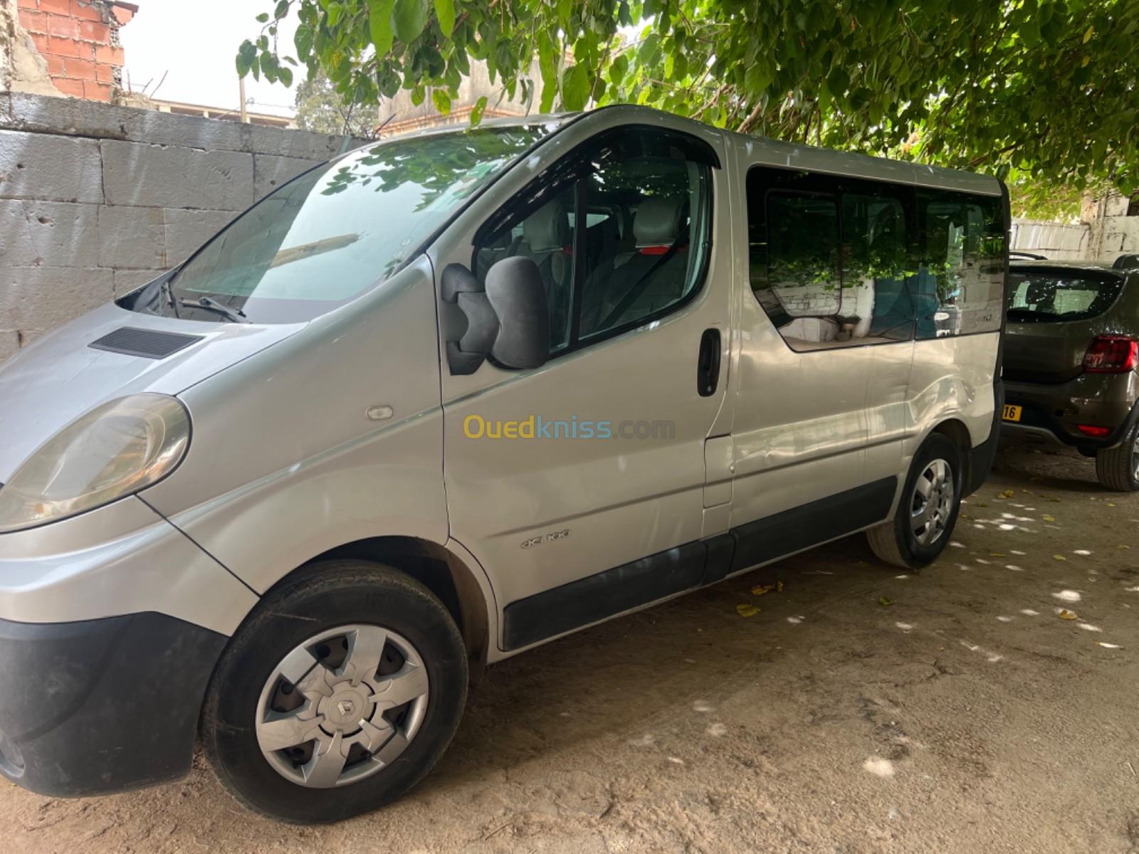 Renault Trafic 2011