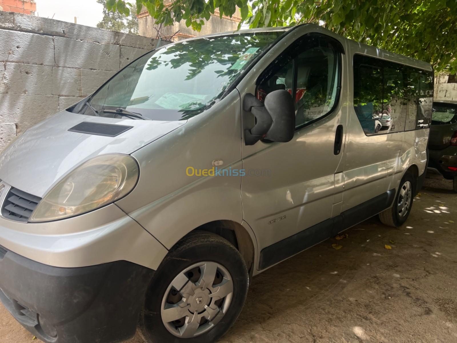 Renault Trafic 2011