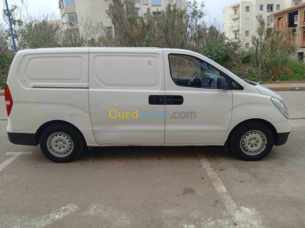 Hyundai H1 2014 Tolé