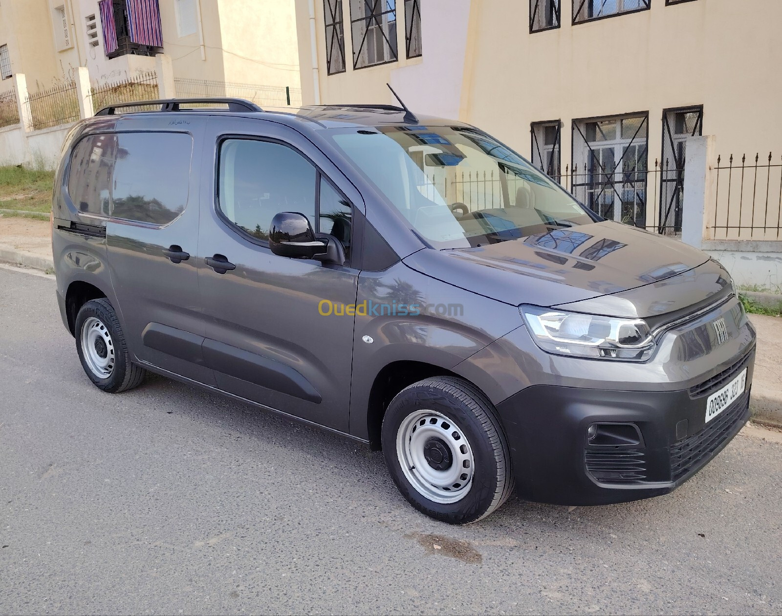 Fiat Doblo 2023 Doblo italien 3 place