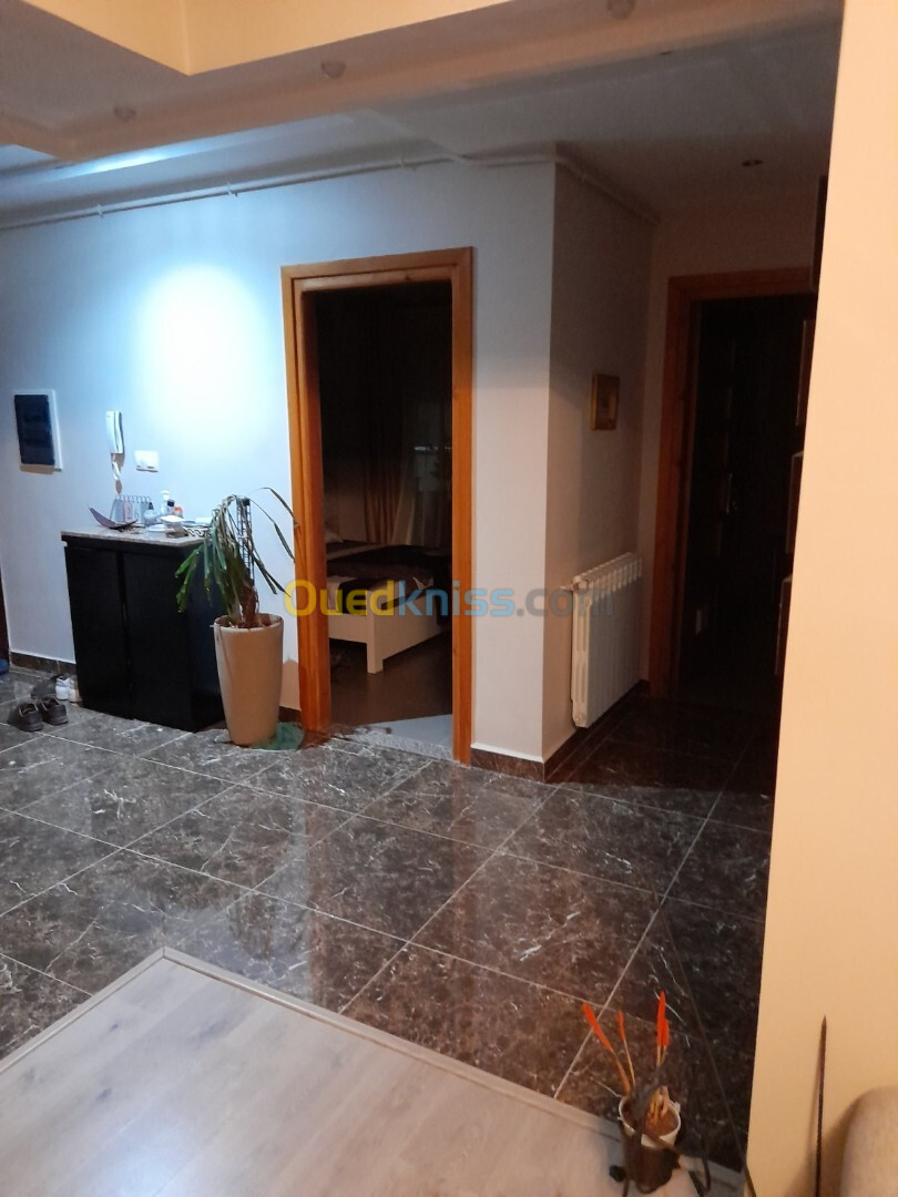 Vente Appartement F4 Alger Ain benian