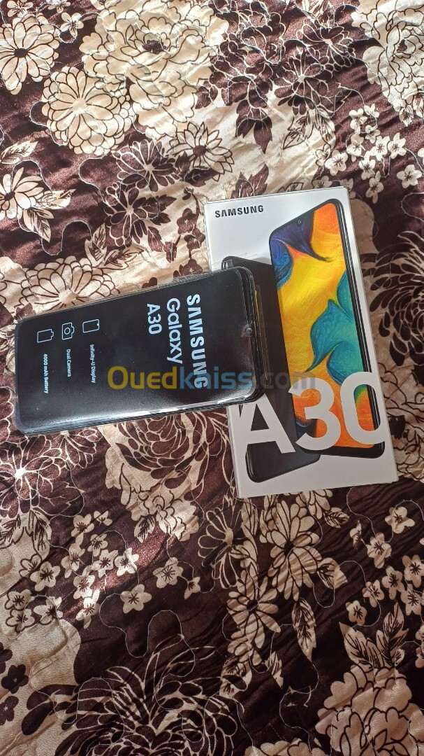 Samsung galaxy A30 4/64 Galaxy A30