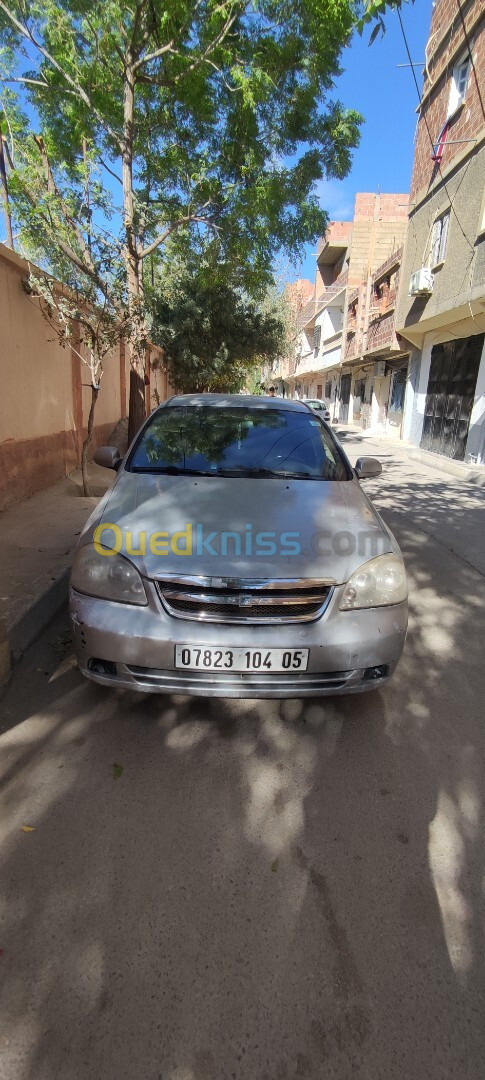 Chevrolet Optra 5 portes 2004 Optra 5 portes