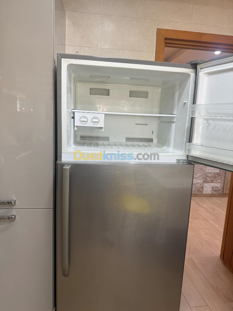 Frigidaire Brandt 700L