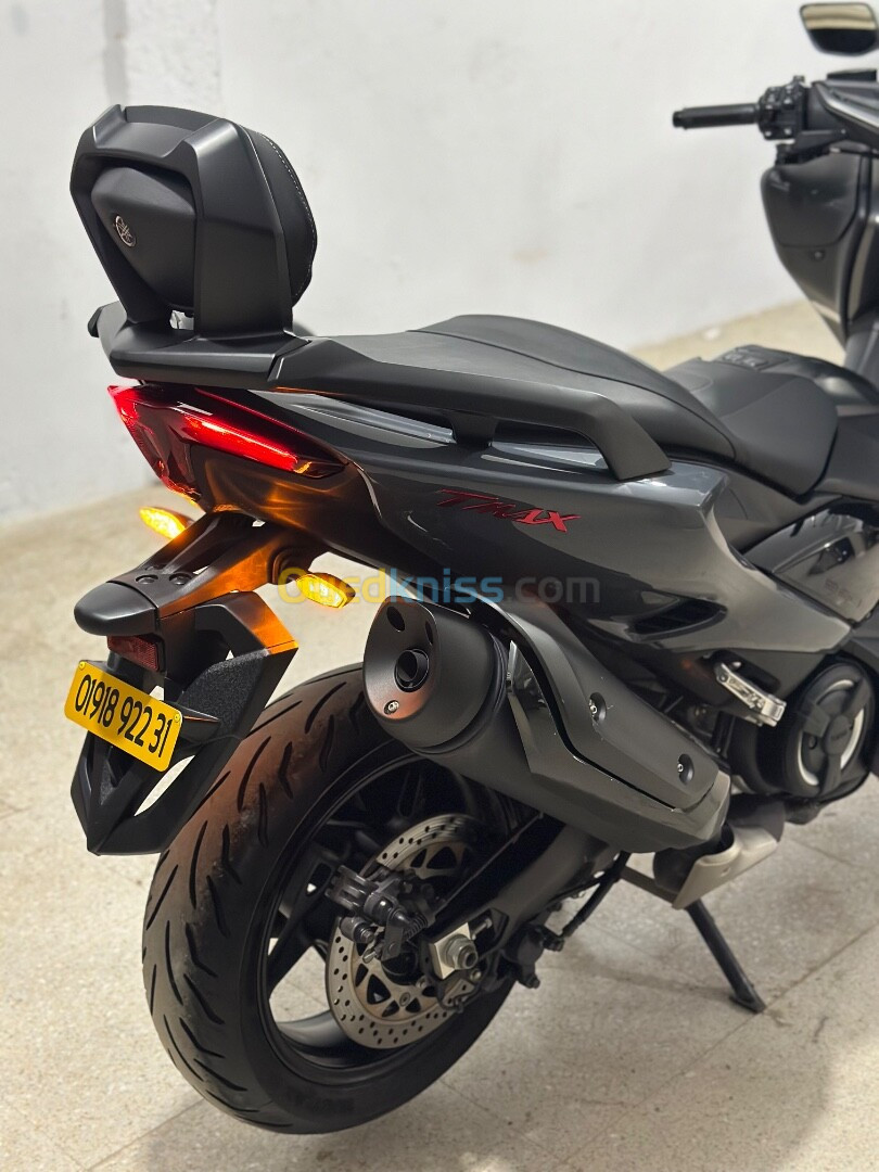 Yamaha Tmax 560 tech max 2022