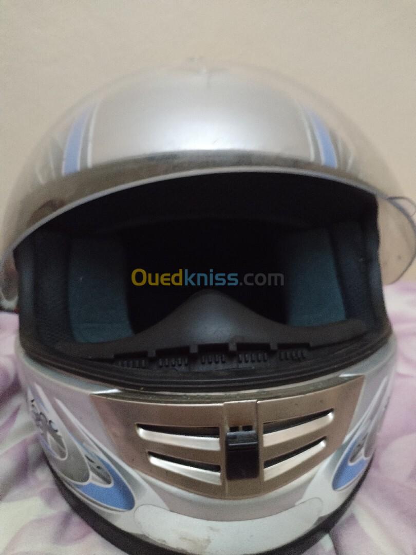 Casque moto tout terrain 